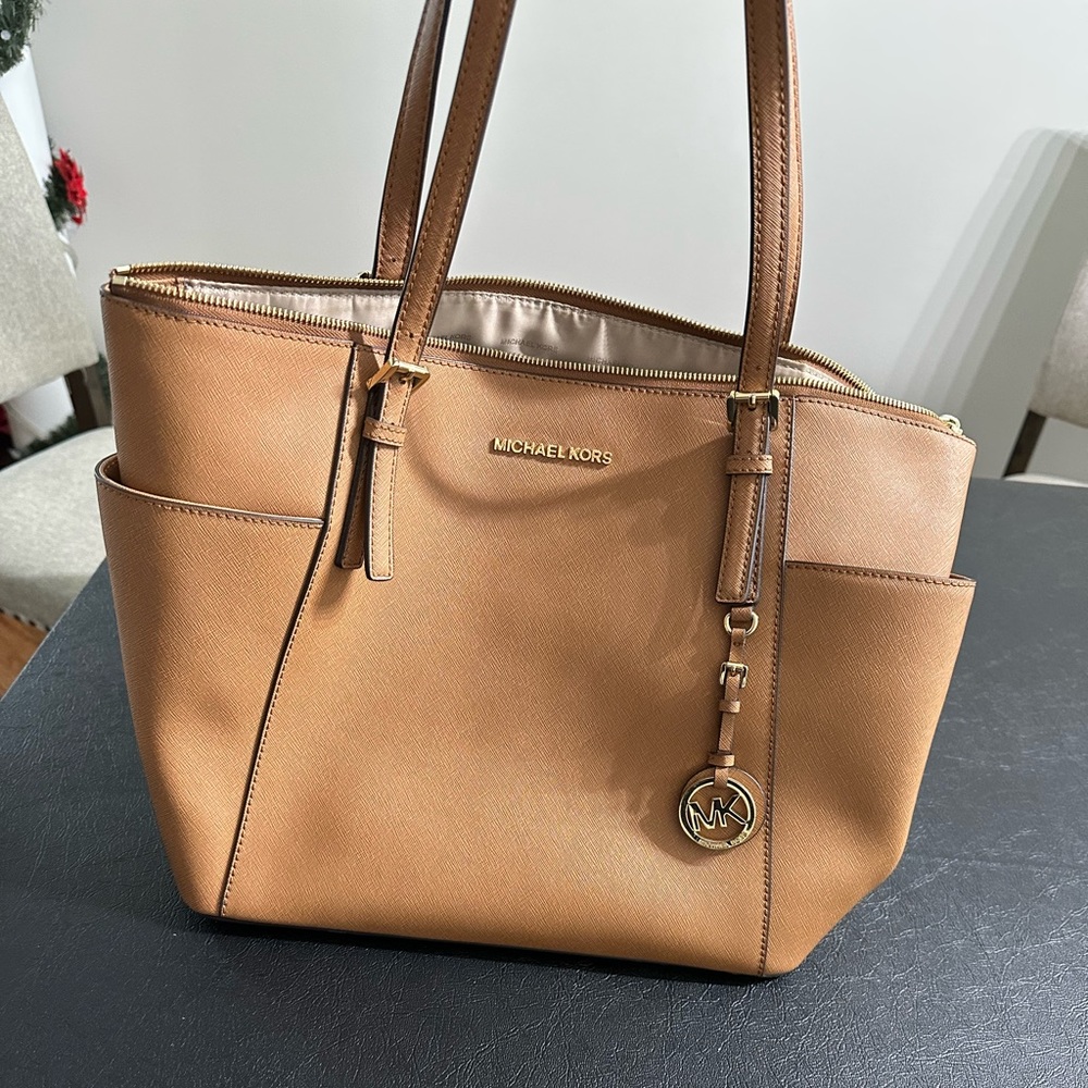 Michael Kors Tote